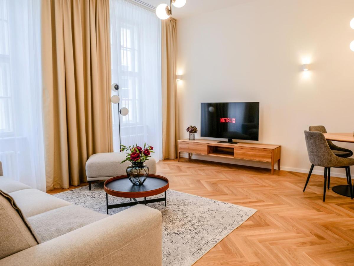 Laurinska 1 Apartments Bratislava Eksteriør billede
