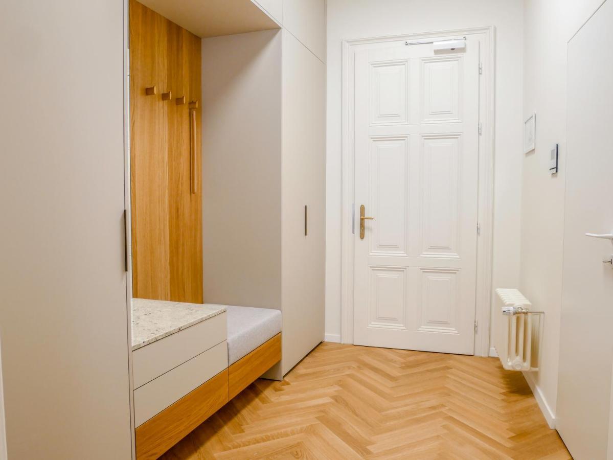 Laurinska 1 Apartments Bratislava Eksteriør billede