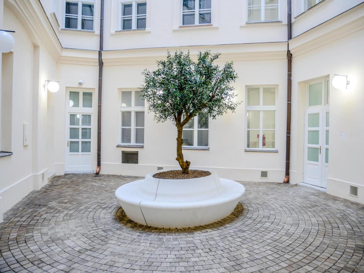 Laurinska 1 Apartments Bratislava Eksteriør billede