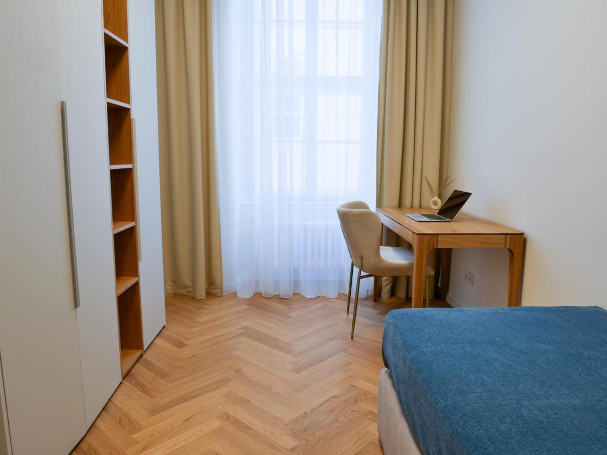 Laurinska 1 Apartments Bratislava Eksteriør billede