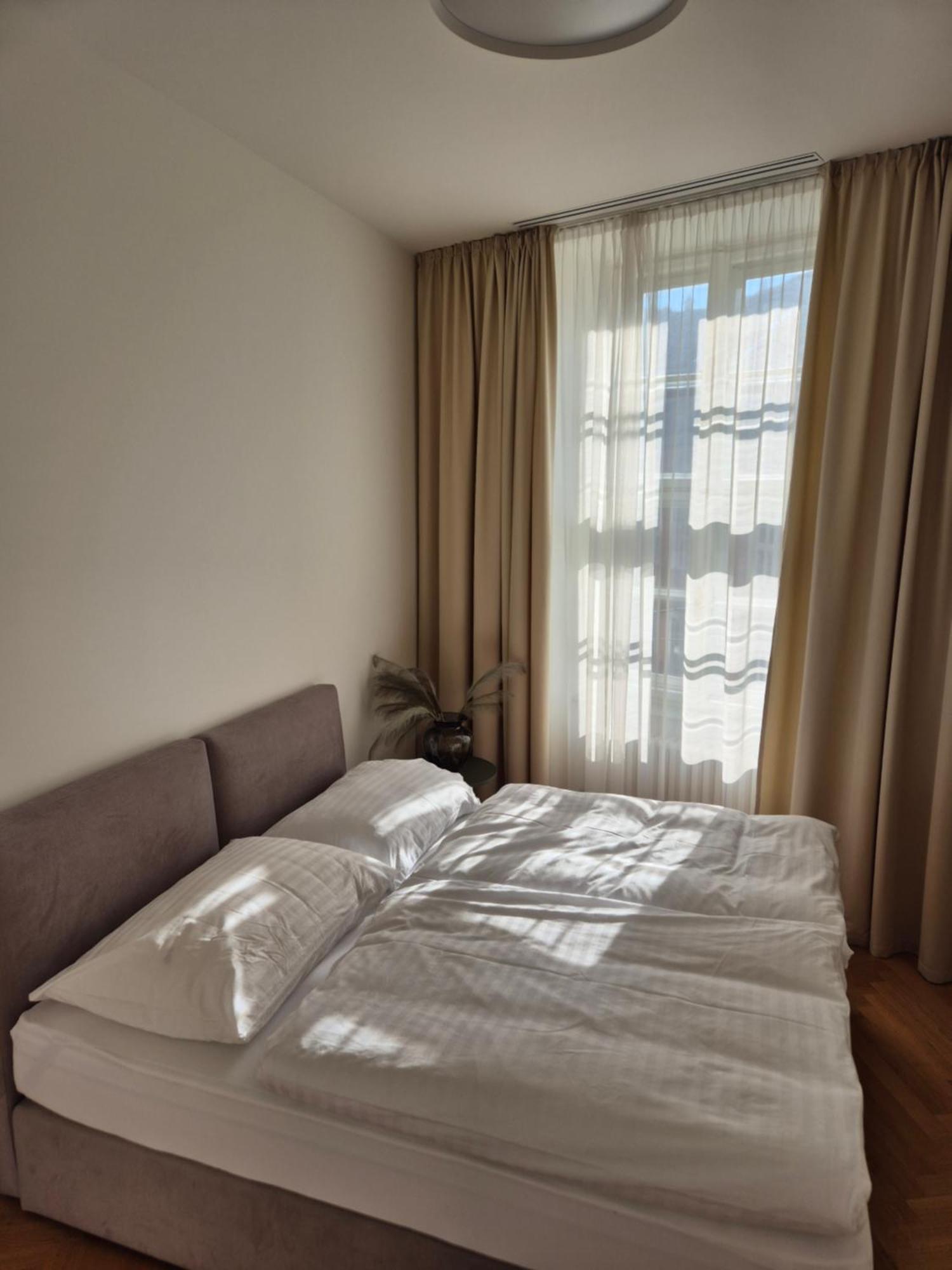 Laurinska 1 Apartments Bratislava Eksteriør billede
